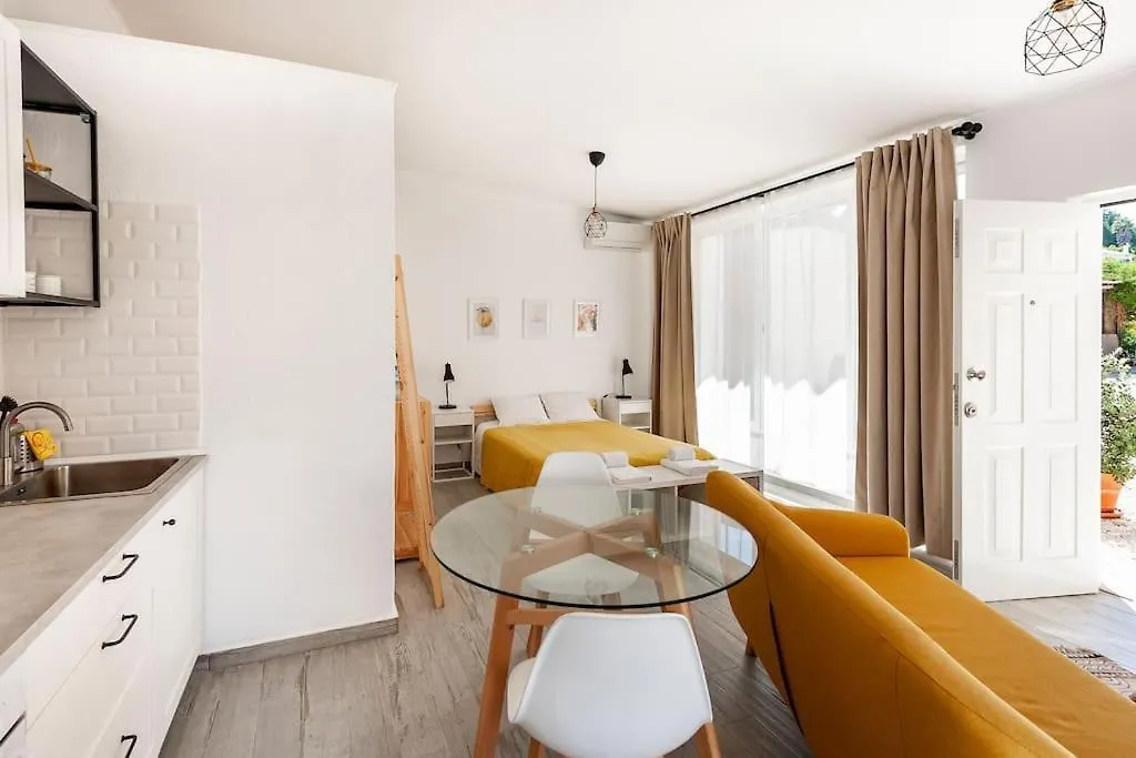 Sintra Studio Garden - Free Parking Appartement